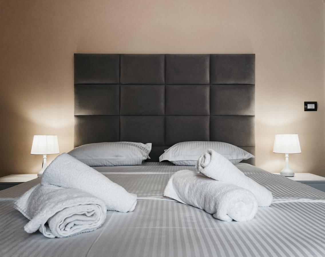 Amansar Boutique Hotel Tirana Bagian luar foto