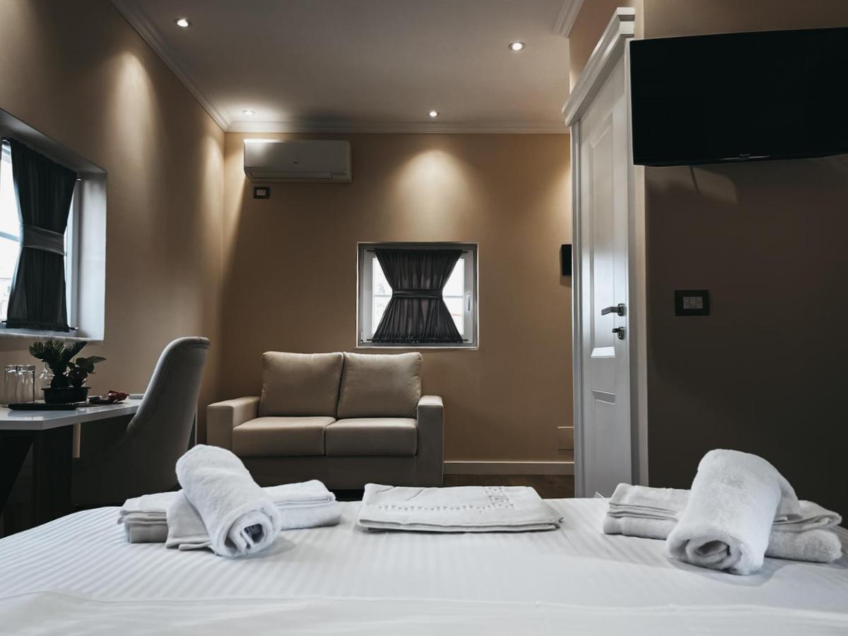 Amansar Boutique Hotel Tirana Bagian luar foto