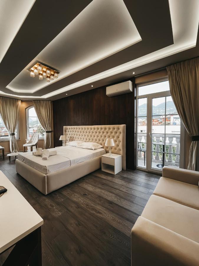 Amansar Boutique Hotel Tirana Bagian luar foto